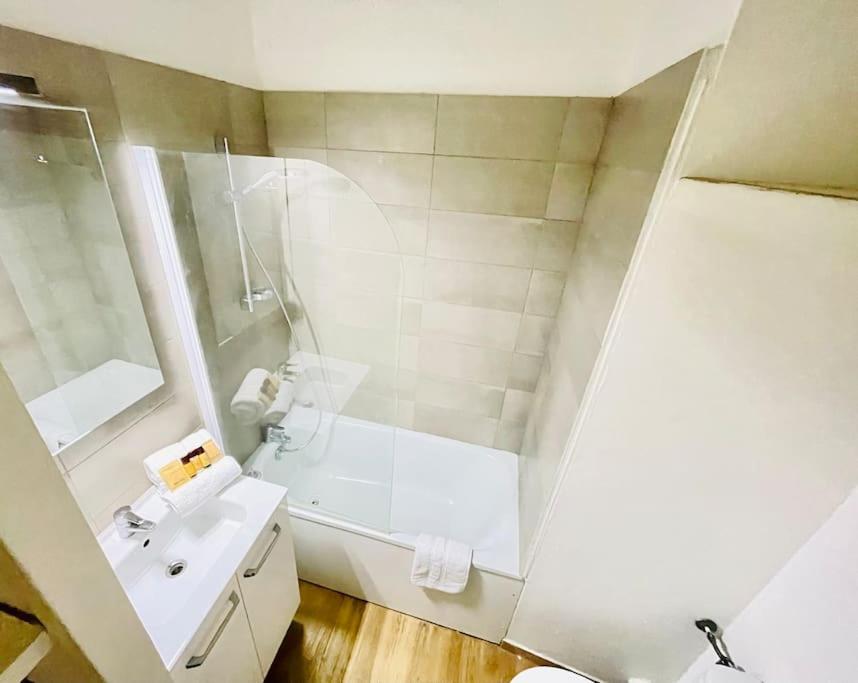 Saint-Raphaël Le Chevrefeuille - Easystay83 المظهر الخارجي الصورة